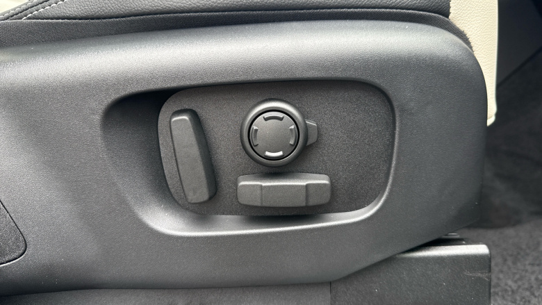 Land Rover Discovery 3.0 D350 Gemini 5dr Auto Diesel Station Wagon